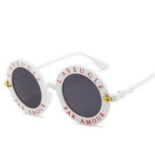 Load image into Gallery viewer, Luxury Ladies Cat Eye Sun Glasses